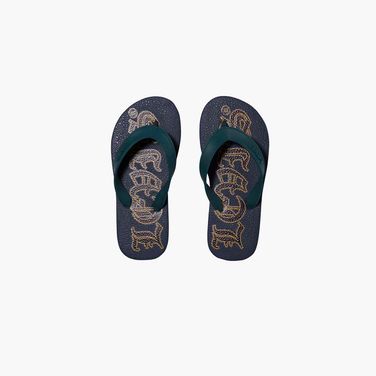 Chinelo Levi’s Gothic Varsity Azul