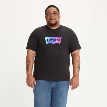 Camiseta Levi's® Big Graphic Plus Size Manga Curta Preta