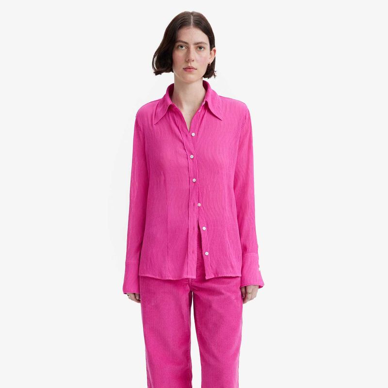 camisa_levis_maeve_manga_longa_rosa_A45710013_000-01.jpg
