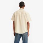 camisa_levis_relaxed_fit_western_manga_curta_off_white_A57220004_000-02.jpg