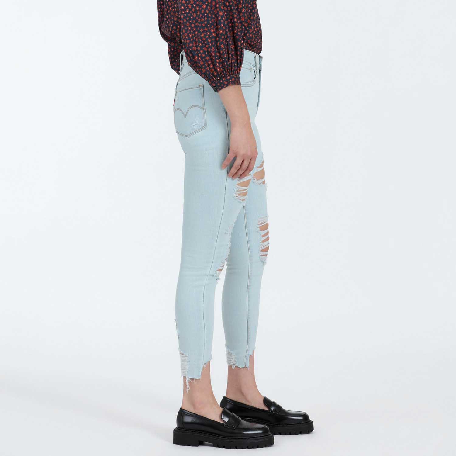 Cal a Jeans Levi s 720 High Rise Super Skinny Clara Com Rasgos Levi s Brasil