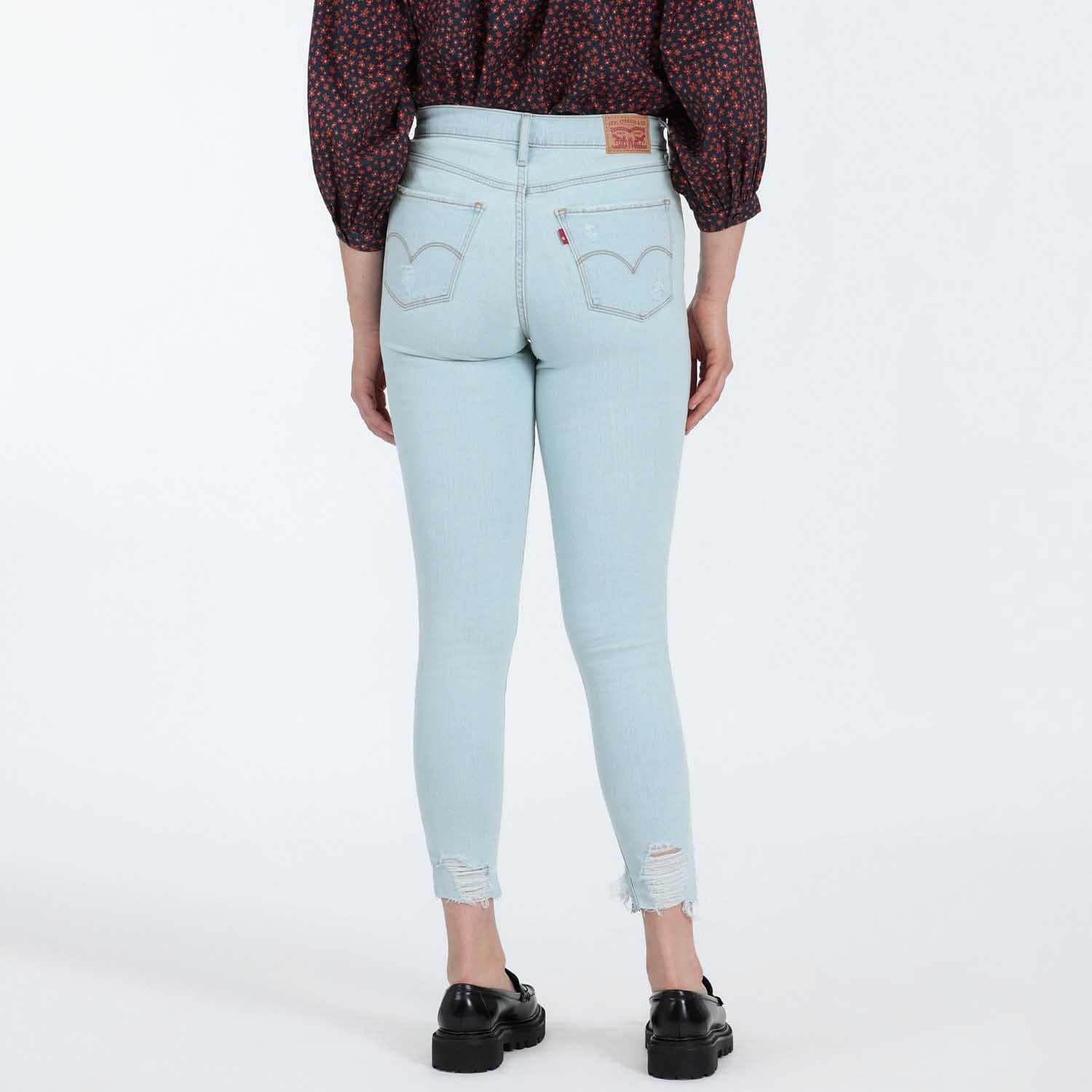 Cal a Jeans Levi s 720 High Rise Super Skinny Clara Com Rasgos Levi s Brasil