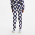 calca_moletom_levis_everyday_roxa_com_estampa_floral_A55920001_000-03.jpg