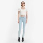 calca_jeans_levis_721_high_rise_skinny_188820645_000-04.jpg