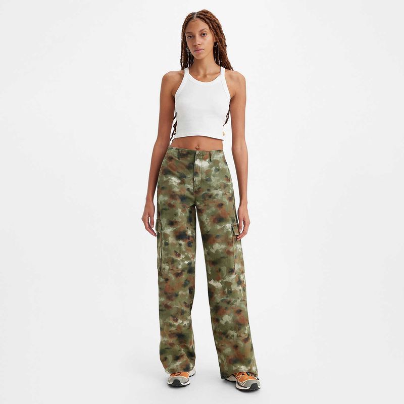 Calça feminina best sale camuflada zara