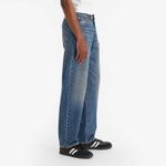 calca_jeans_levis_568_stay_loose_290370059_000-02.jpg