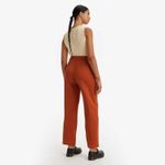 foto-Calca-levis-trouser-vermelha-collab-emma-chamberlain-A68560000_2