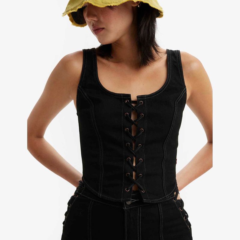 foto-corset-levis-preto-collab-barbie-ferreira-A64180000_4