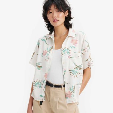 Camisa Levi's® Joyce Resort Branca Com Estampa Floral Manga Curta