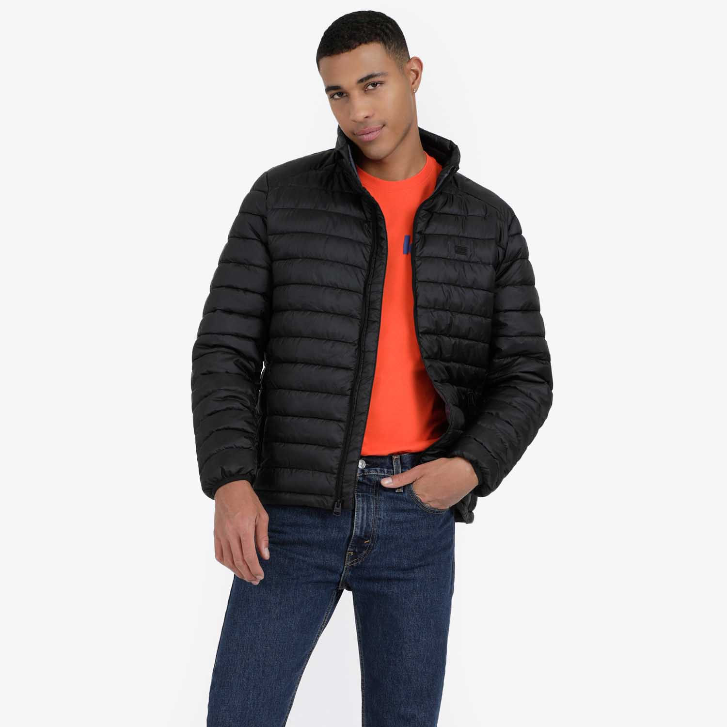 Jaqueta Puffer Levi's Preta com Saco para Guardar Levi's® Brasil