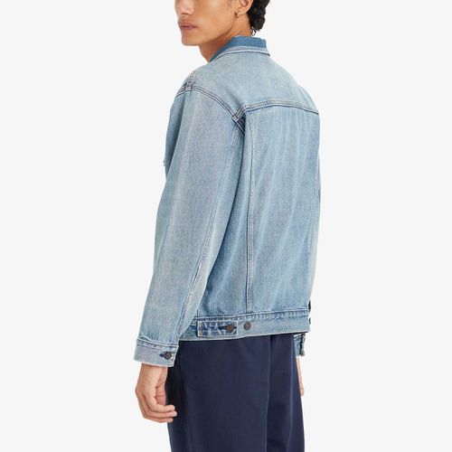 Jaqueta Levi's New Relaxed Fit Trucker Lavagem Média
