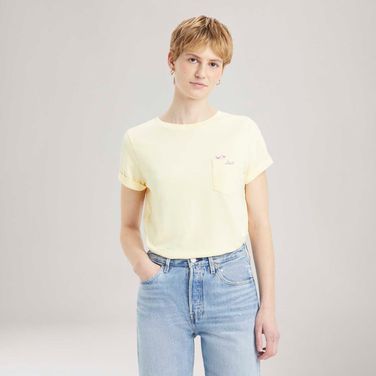 Camiseta Levi's® Margot Pocket Amarela Manga Curta