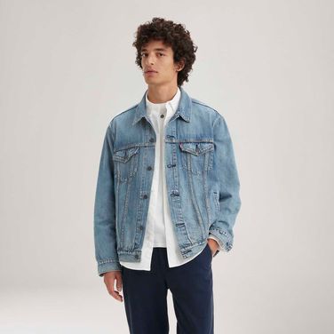 Jaqueta Jeans Levi's® Relaxed Fit Trucker Lavagem Média