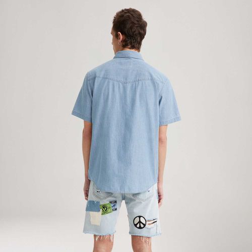 Camisa Jeans Levi's® Relaxed Fit Western Lavagem Clara Manga Curta