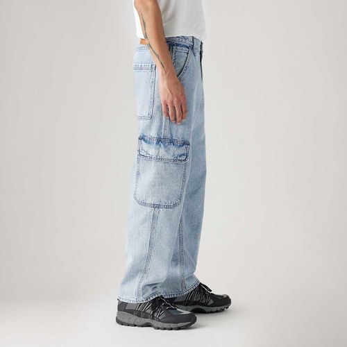 Calça Jeans Levi's® 568® Stay Loose Cargo Lavagem Clara