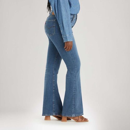 Calça Jeans Levi's® 726 High Rise Flare Lavagem Média