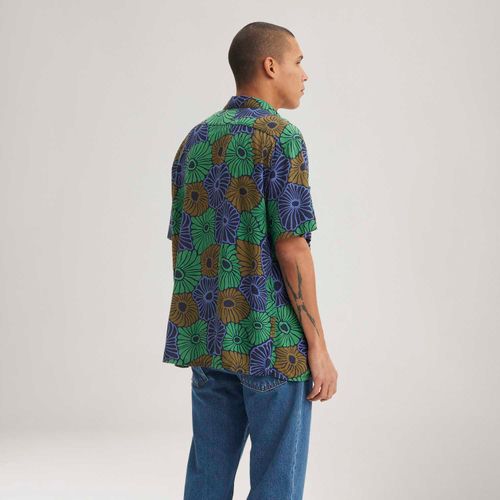 Camisa Levi's® Classic Camper em Estampa Floral Manga Curta