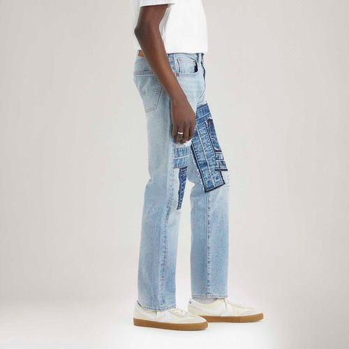 Calça Jeans Levi's® 501 Original Lavagem Clara com Retalhos