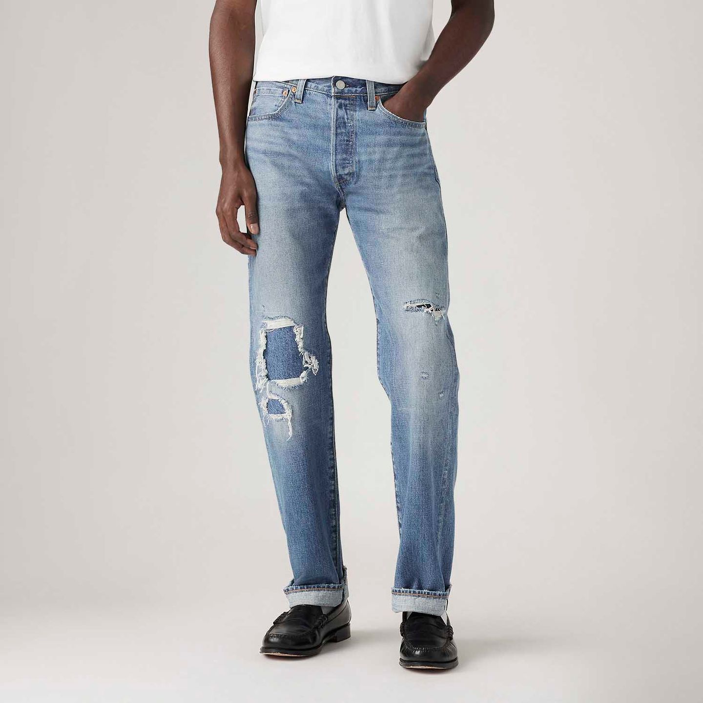 Calça Jeans Levi's® 501 Original Lavagem Média com Rasgos - Levi's
