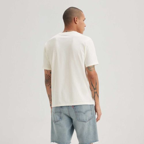 Camiseta Levi's® Standard Off White Manga Curta
