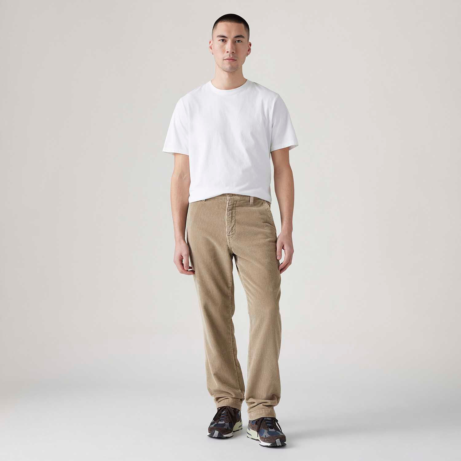 Calça Levi's® XX Chino Authentic Bege - Levi's® Brasil