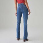 calca_jeans_levi’s_725_high_rise_bootcut_LB7255002-2.jpg