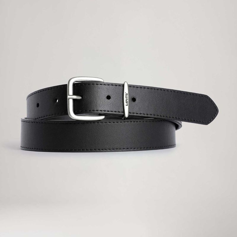 875190101_Levis-1.jpg