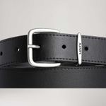 875190101_Levis-2.jpg