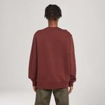 LB0040091_levis-2.jpg