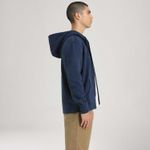 342590038_levis-2.jpg