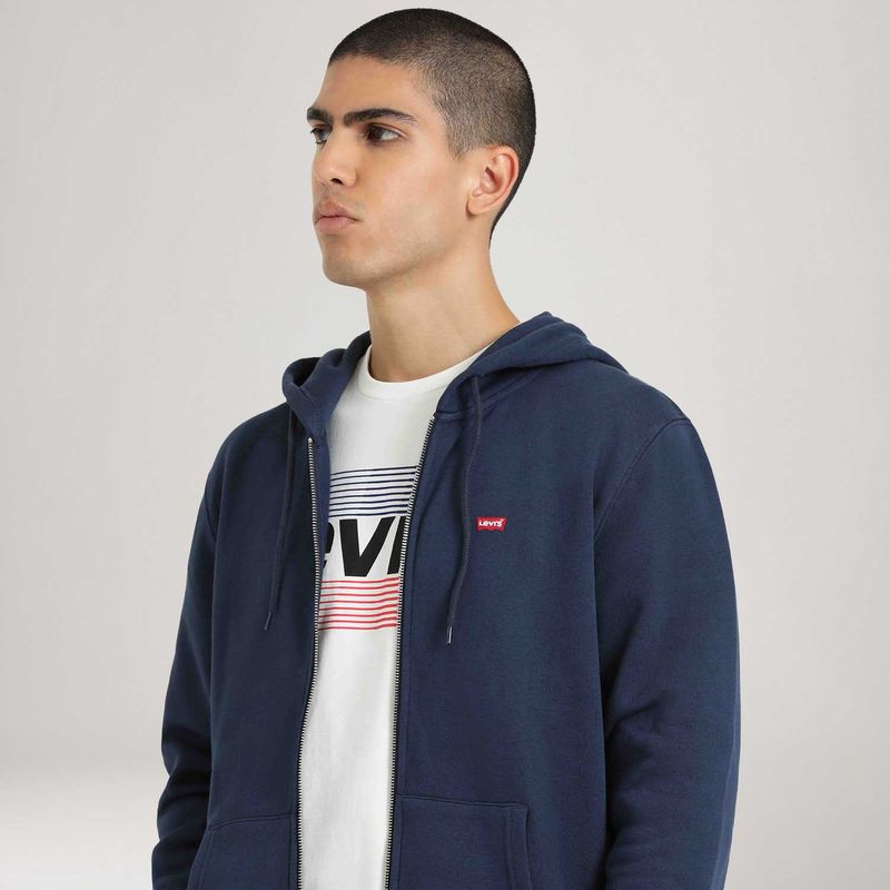 342590038_levis-4.jpg
