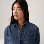 A72440052_levis-4.jpg