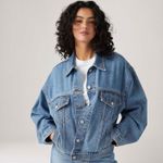 A17430127_levis-2.jpg