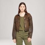 A91550011_Levis -1.jpg