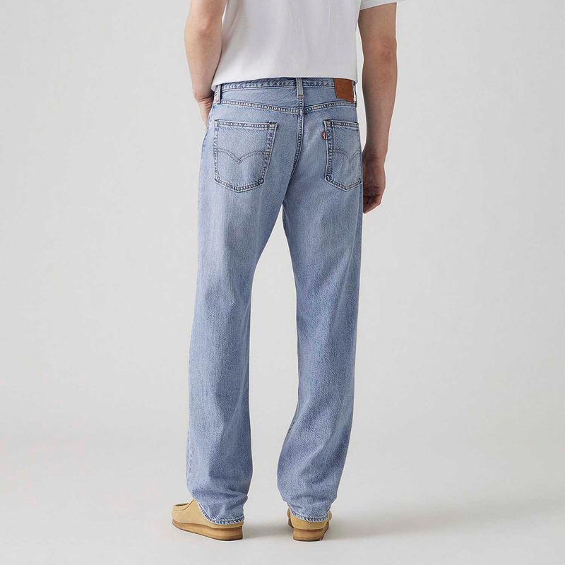 000LO0009_levis-3.jpg