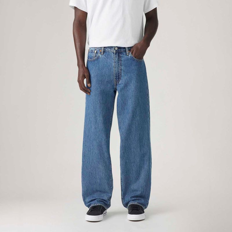 A47500021_levis-1.jpg