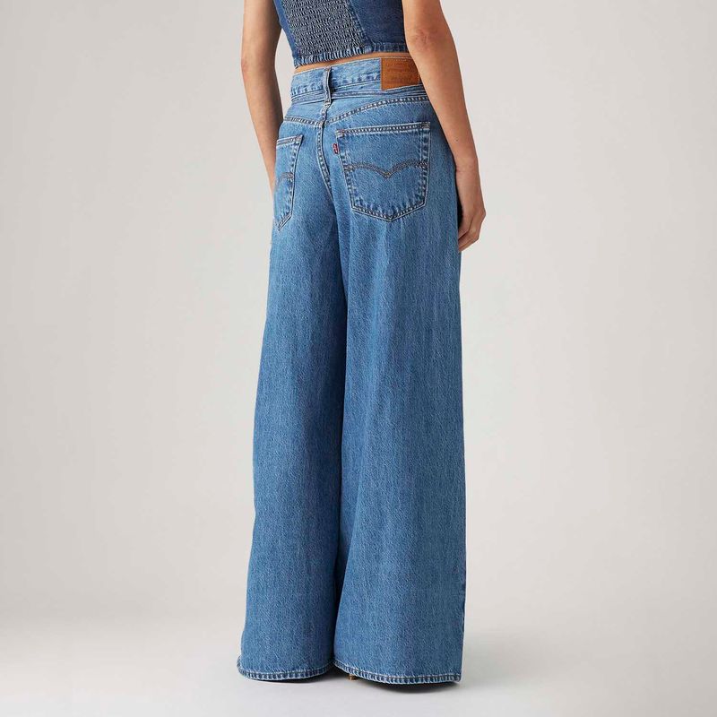 001T30002_levis-3.jpg