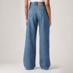 001UP0002_levis-3.jpg