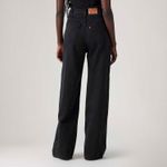 001UP0003_levis-3.jpg