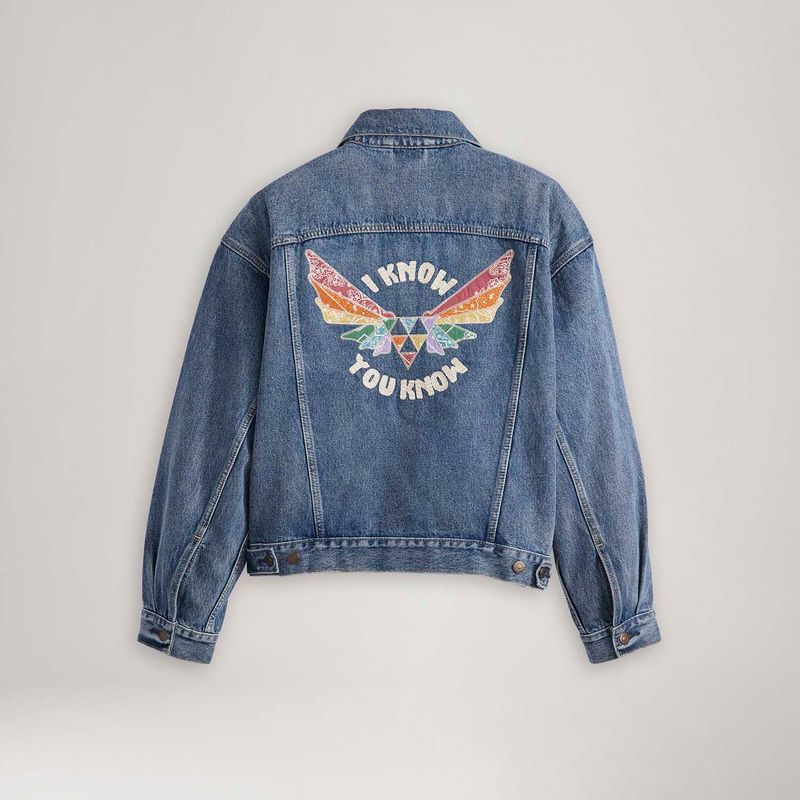 002FF0000_levis-2.jpg