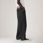 A47500020_levis-2.jpg