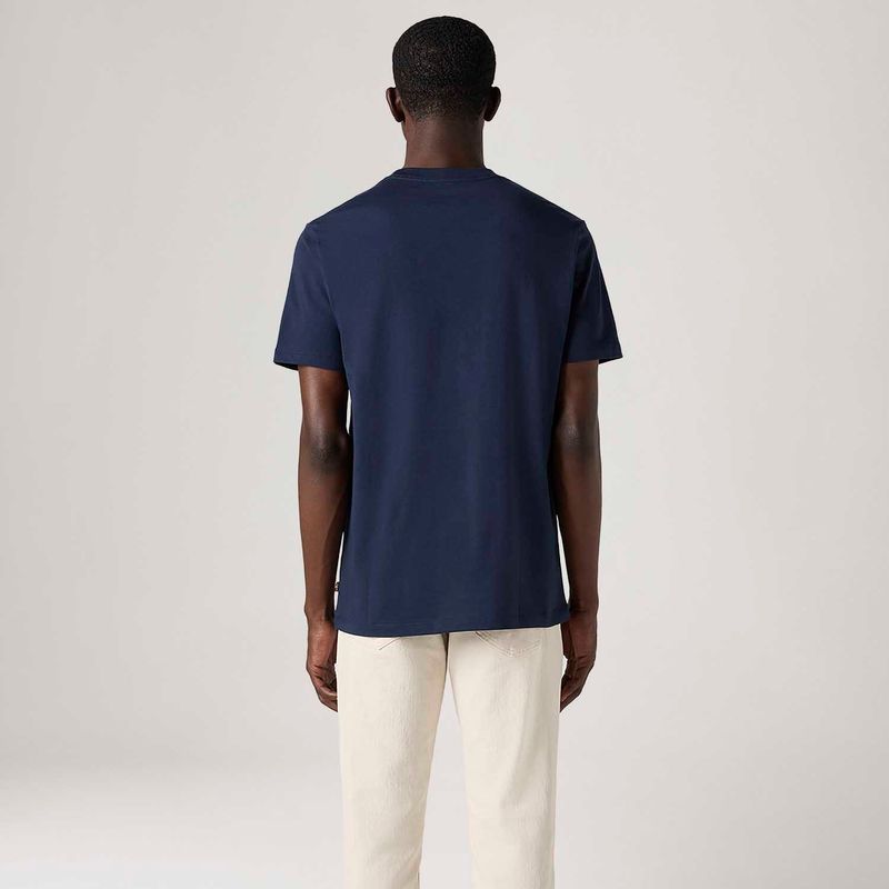 LB0010581_levis-3.jpg