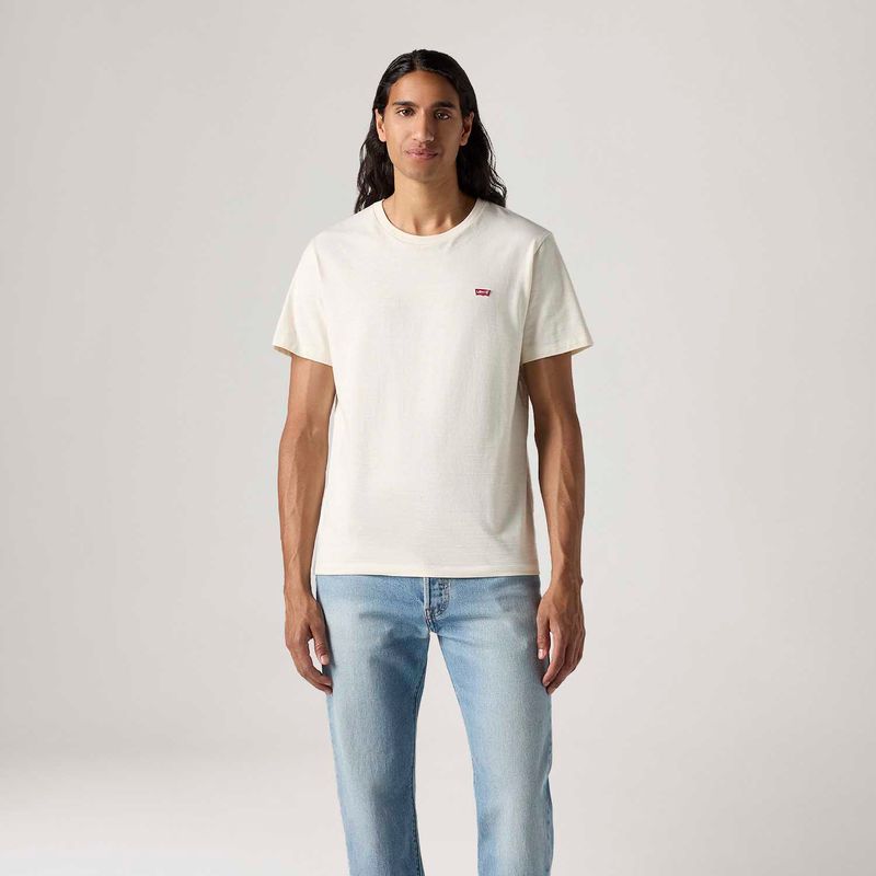 566050259_levis-1.jpg