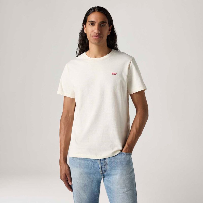 566050259_levis-2.jpg