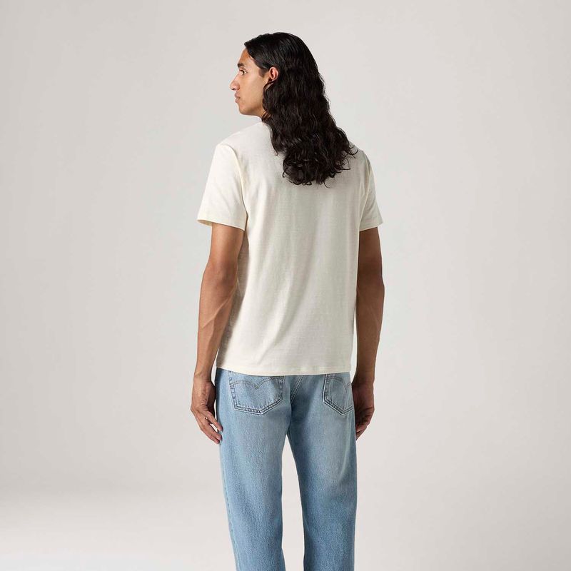 566050259_levis-4.jpg