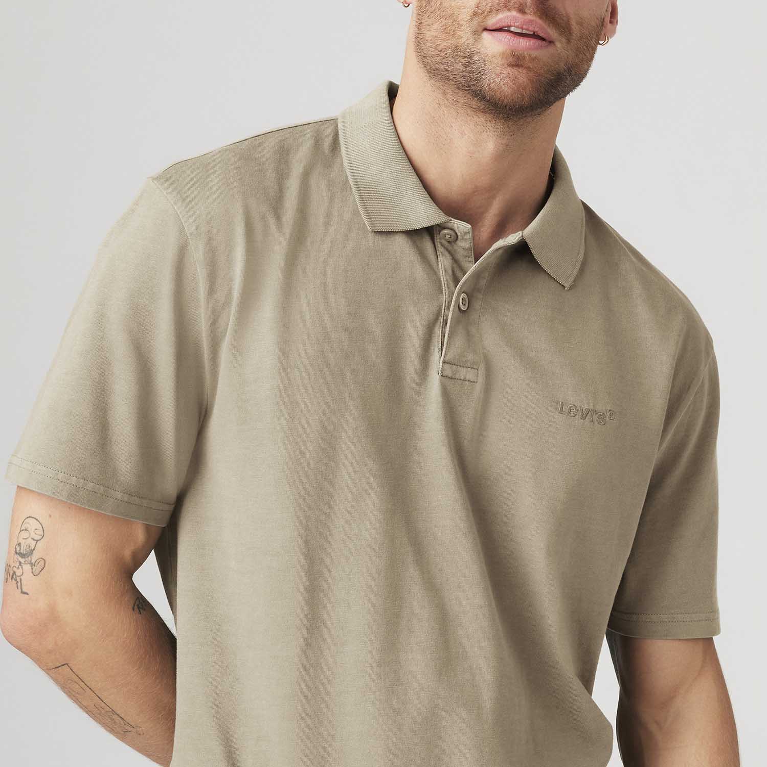 Camisa Polo Levi's® Authentic Bege Manga Curta - Levi's® Brasil