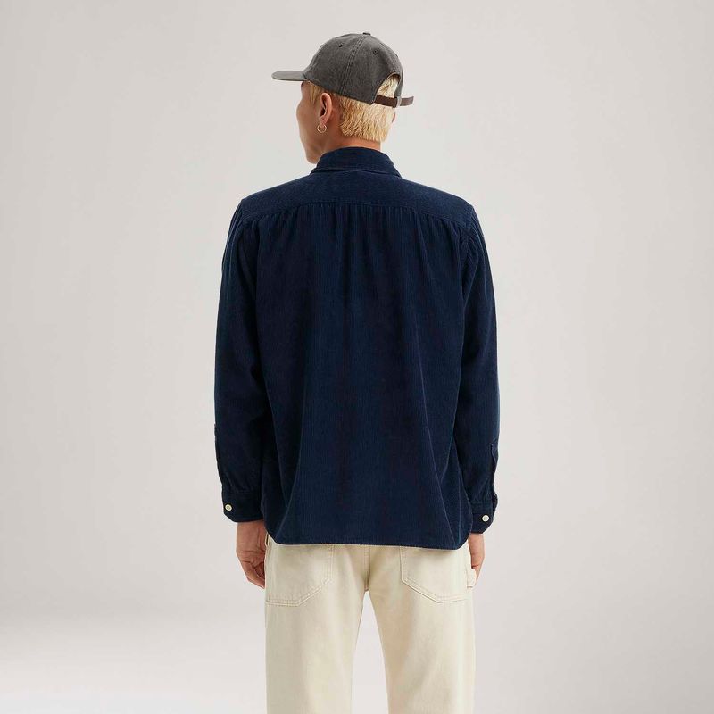195730230_levis-3.jpg