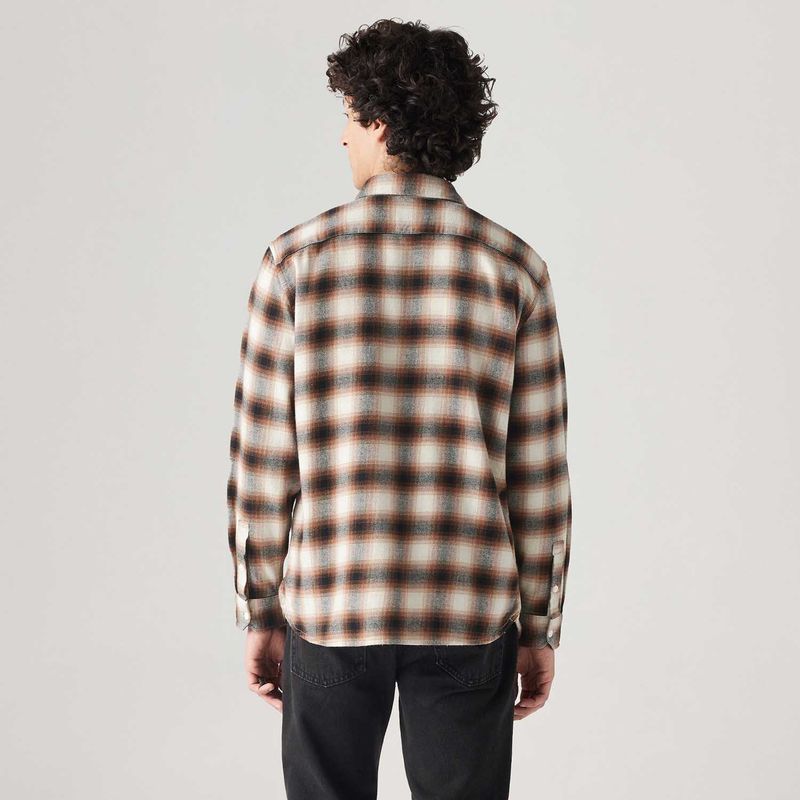 195730237_levis-3.jpg