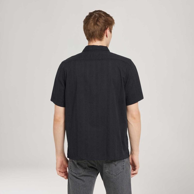 726250115_Levis -2.jpg