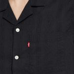 726250115_Levis -3.jpg